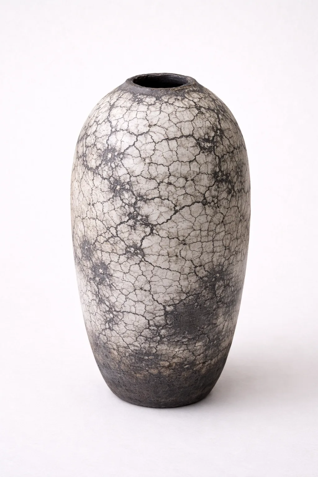 Raku Vessel, Moon